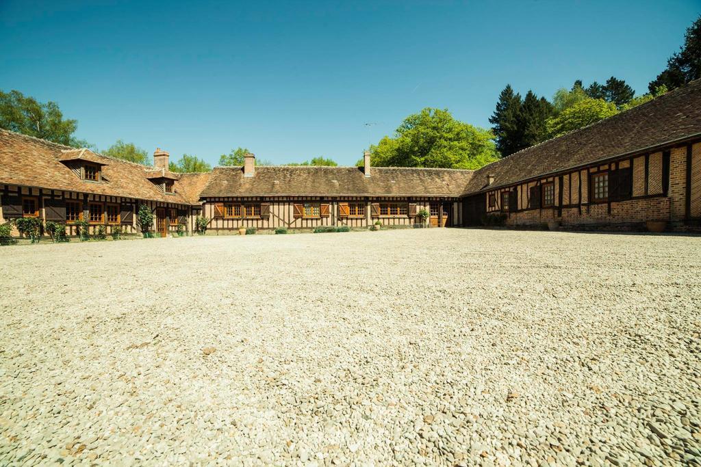 B&B Le Vernou Chaumont-sur-Tharonne Exterior foto